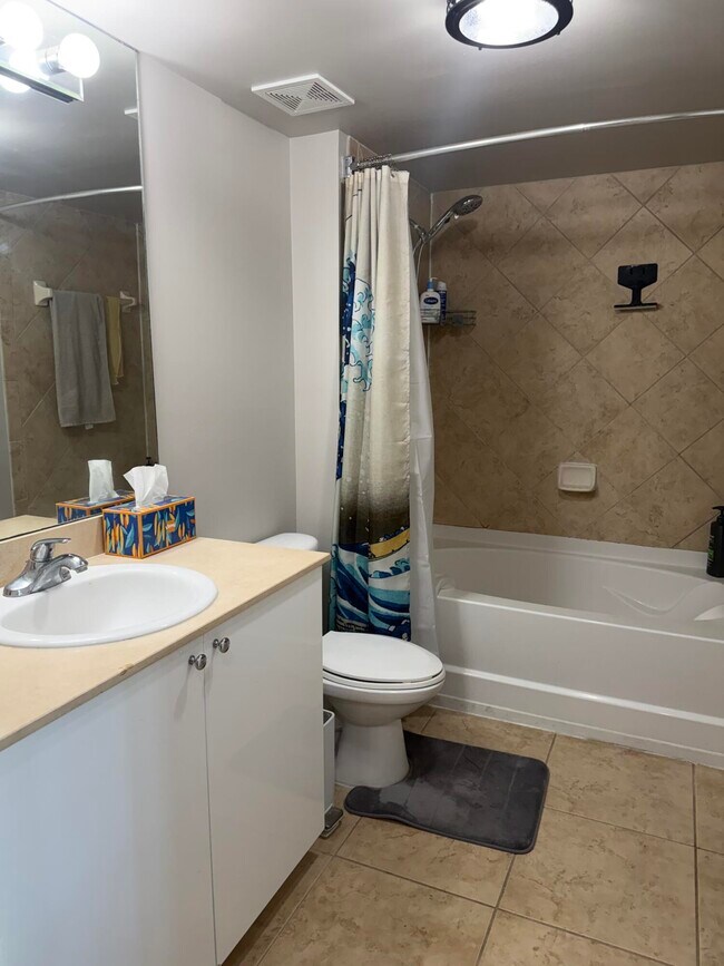 Building Photo - 600 S Dixie Hwy