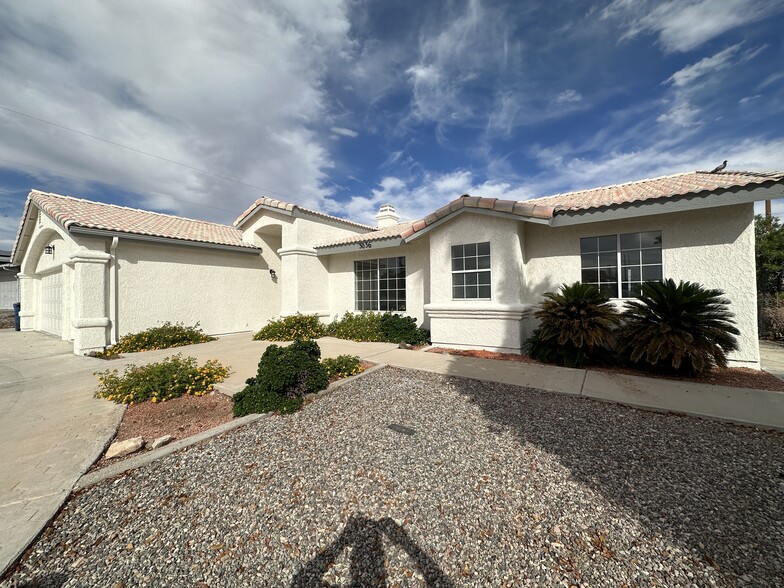 Primary Photo - 3036 Ranchero Dr