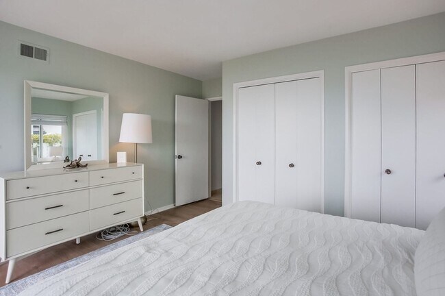 Building Photo - Modern Ocean View Home in La Jolla 4 Bed, 3 Bath