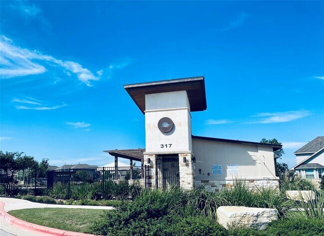 Building Photo - 1009 Sundrops St