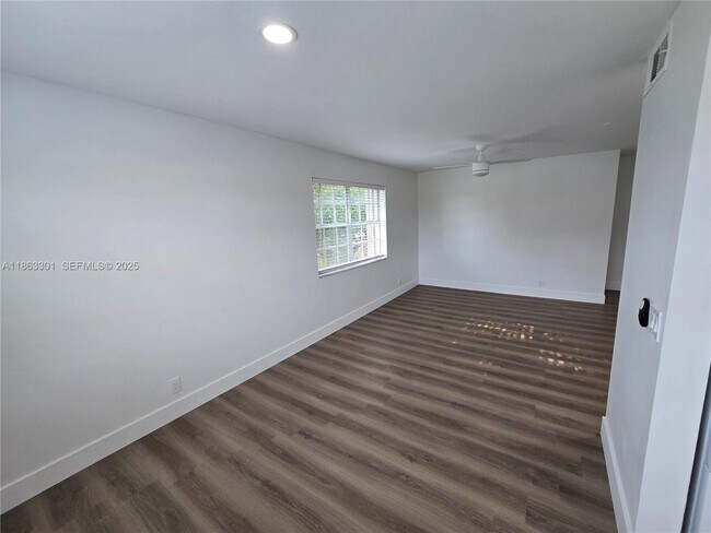 Building Photo - 8886 SW 3rd St