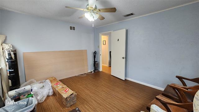 Building Photo - 1015 S Welch St