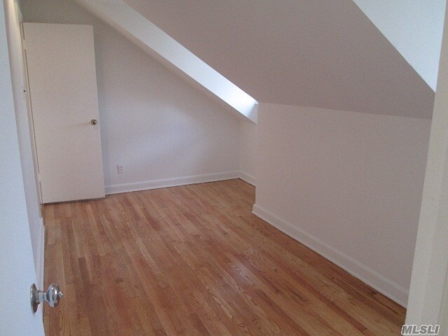 Building Photo - 164 Wildwood Rd