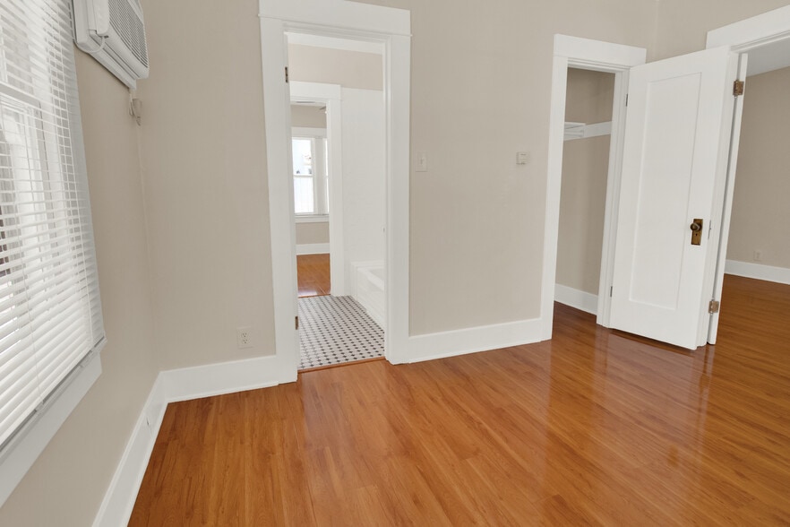BEDROOM 1 - 1084 Sinaloa Ave