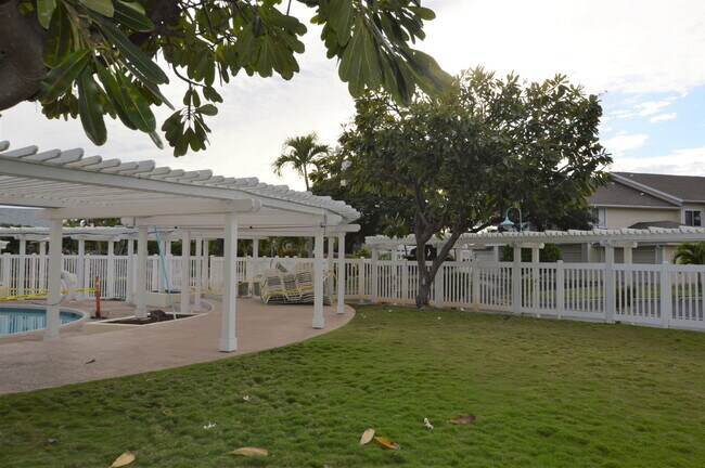 Building Photo - 6 Mos Lease - Ewa Beach 2br/2ba Townhome w/Garage at The Arbors