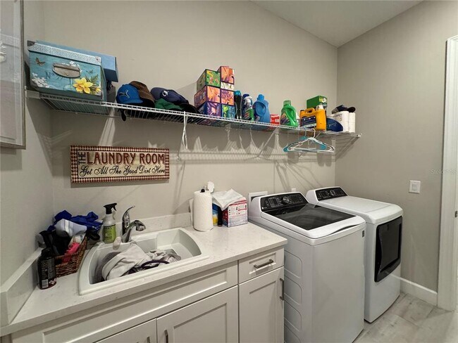 Building Photo - 16109 Umbria Pl