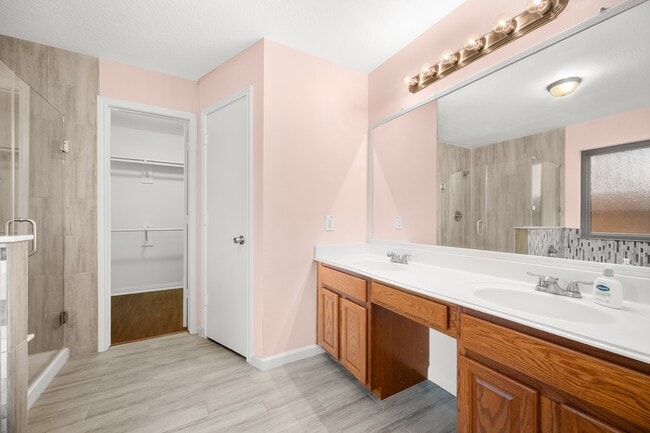 Building Photo - 1530 Hunter Green Ln