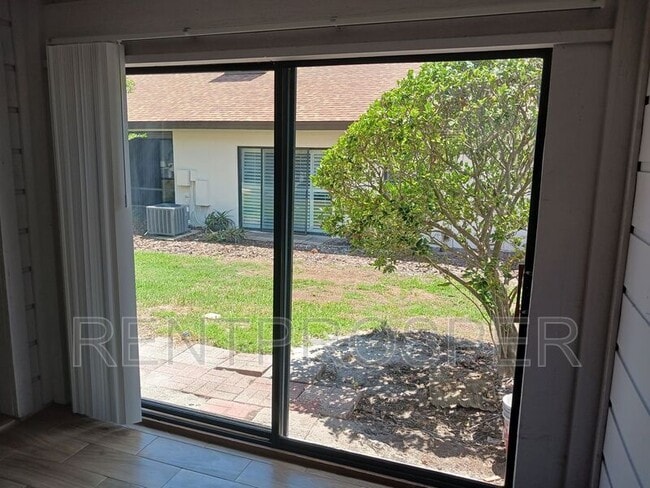 Building Photo - 2463 Grand Teton Cir