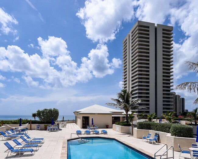Building Photo - 5510 N Ocean Dr