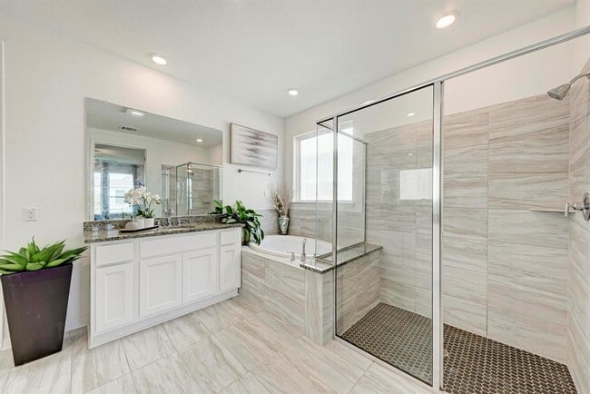 Building Photo - 5028 Olimpico Wy