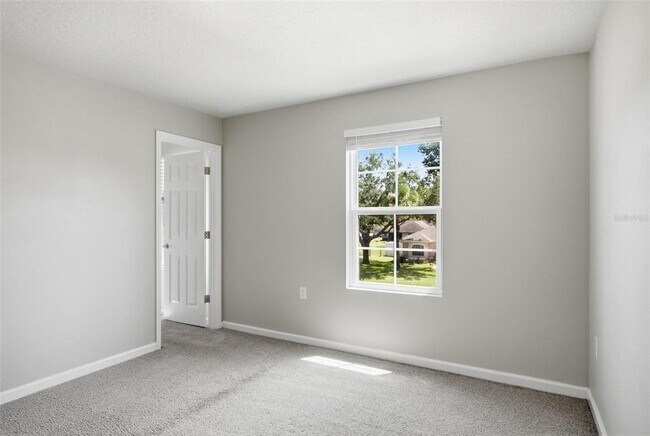 Building Photo - 64 Foxhall Ln
