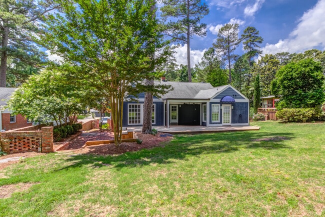 Building Photo - 1216 Duplin Rd