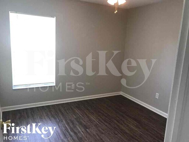 Building Photo - 13233 Evening Sunset Ln