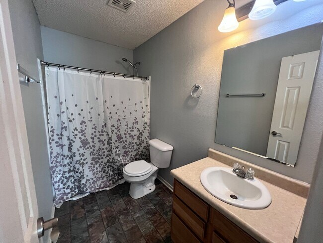 Building Photo - 2726 Chilton Dr