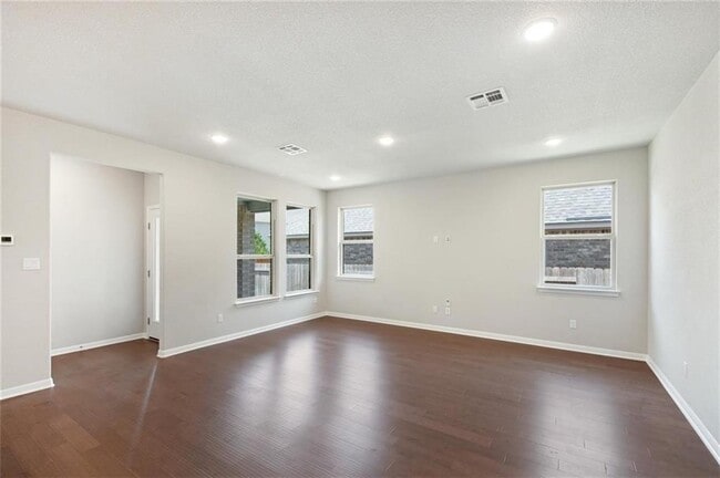 Building Photo - 2608 Granite Hill Dr