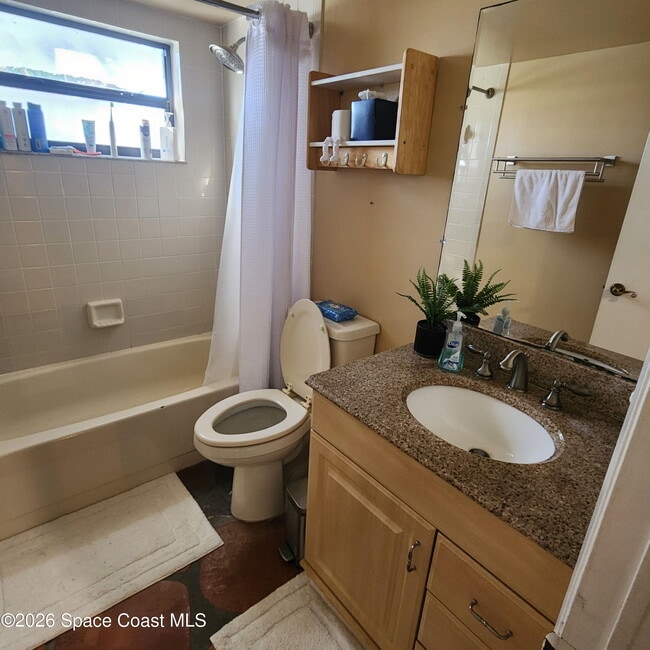 Building Photo - 1145 N Shannon Ave