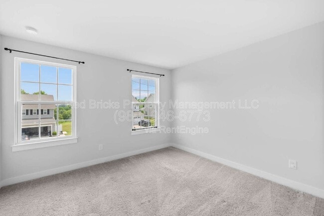 Building Photo - 7067 Waterwheel St SW