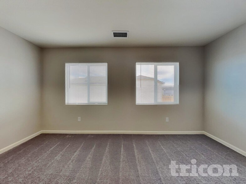 Building Photo - 8950 Elk Ravine Dr