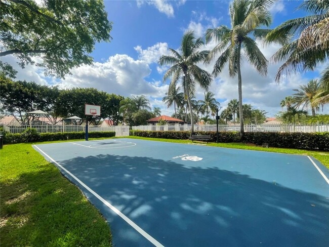 Building Photo - 855 San Remo Dr