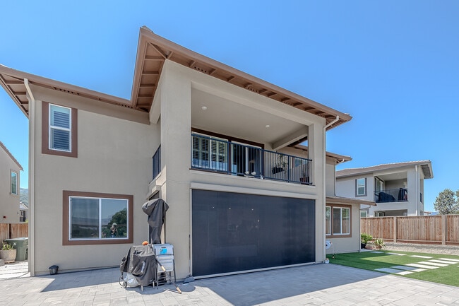 Building Photo - 1381 Porpor Ct