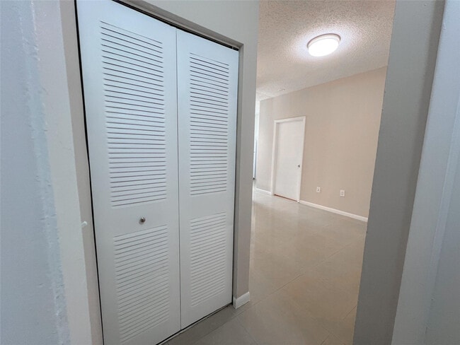 Building Photo - 1881 NW 96th Terrace