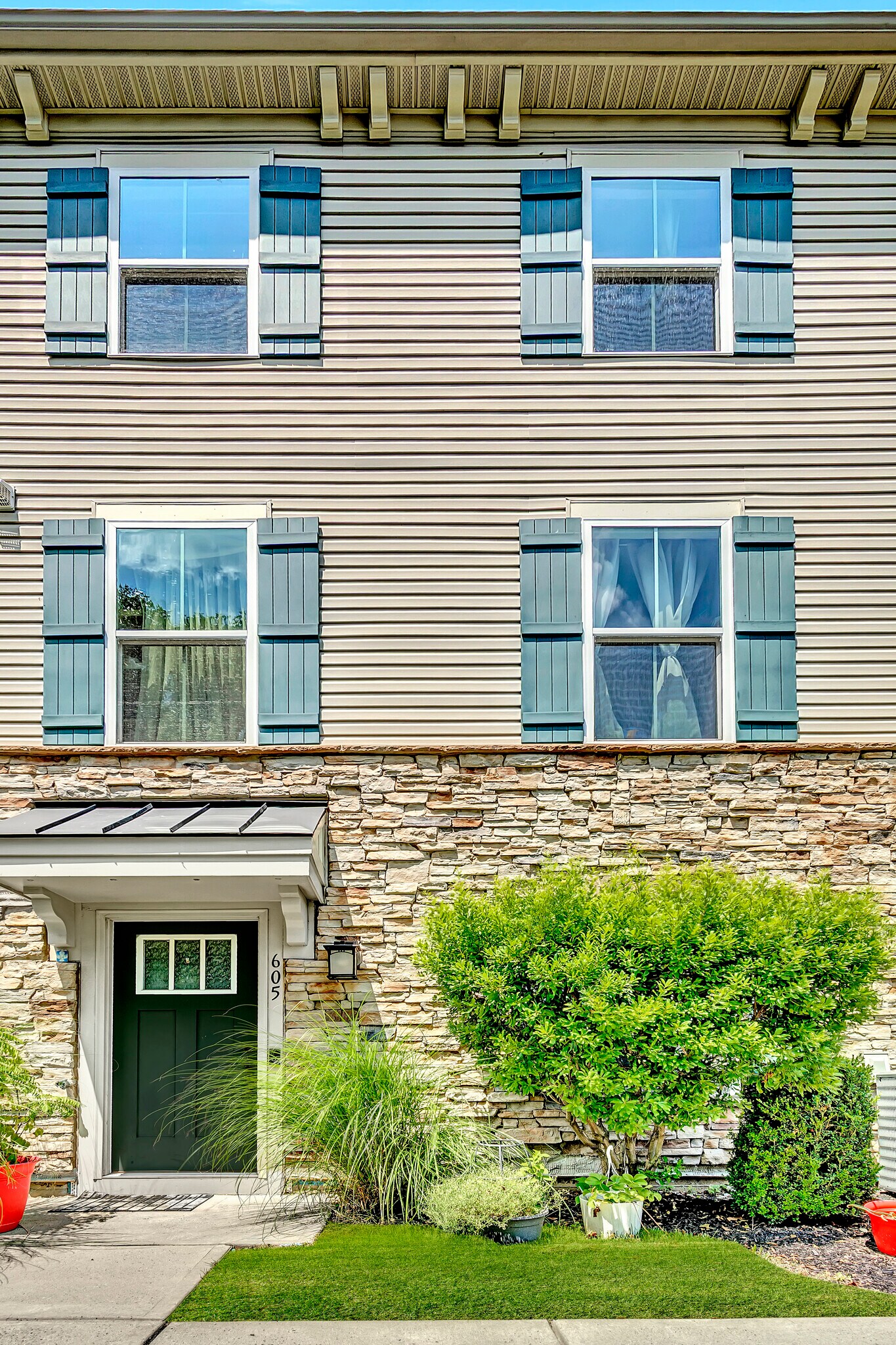 Building Photo - 605 Bayside Ct