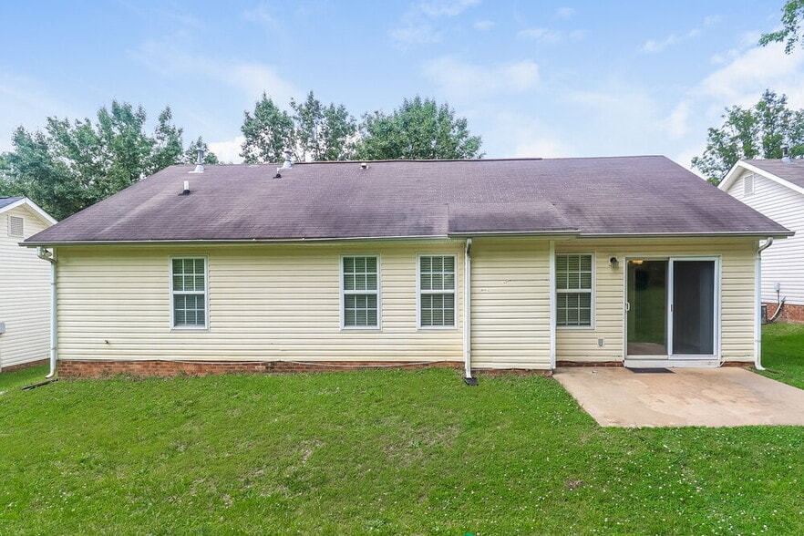 Building Photo - 7229 Kavan Hunter Dr