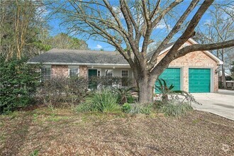 Building Photo - 2147 Water Oak Dr