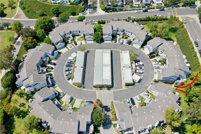 Building Photo - 19 Dover Pl