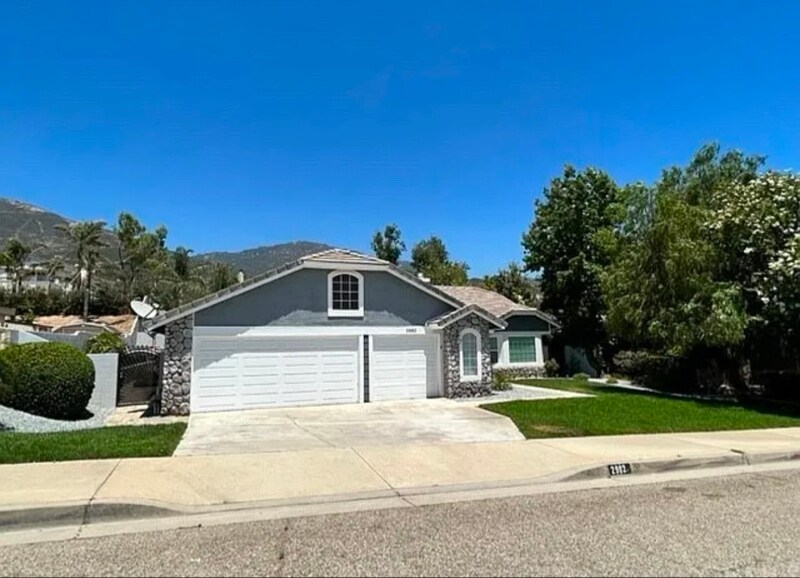 Primary Photo - 2982 Briarwood Dr