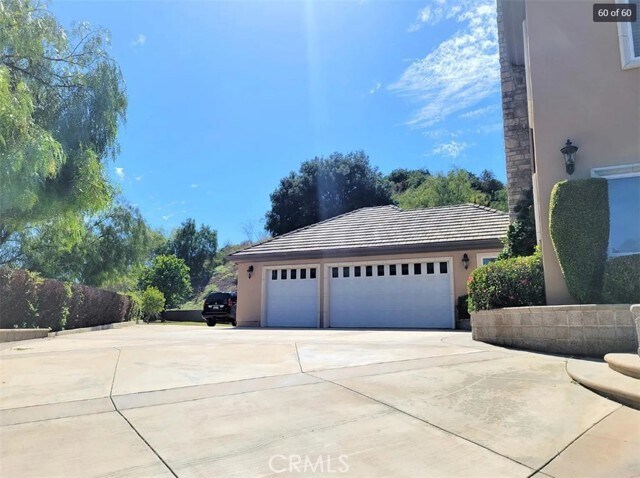 Building Photo - 15991 Oak Tree Crossing