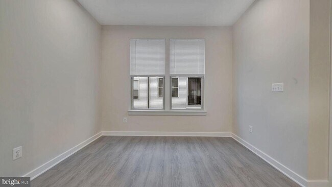 Building Photo - 13170 Arches Rd