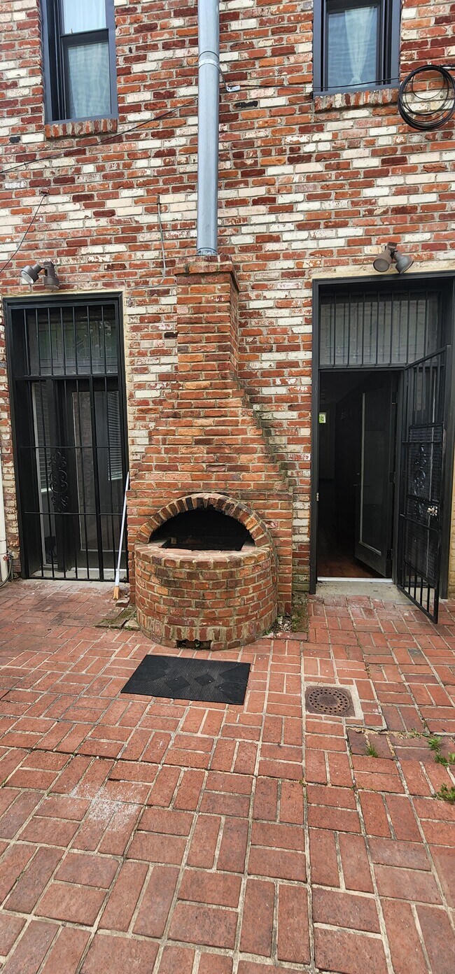 Rear Private Patio - 721 12th St NE