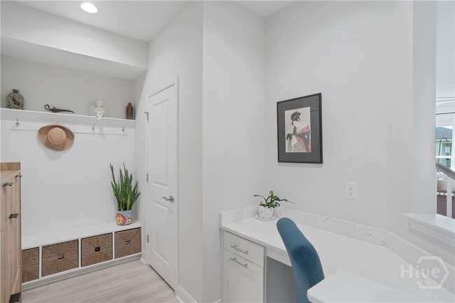 Building Photo - 710 Longleaf Dr