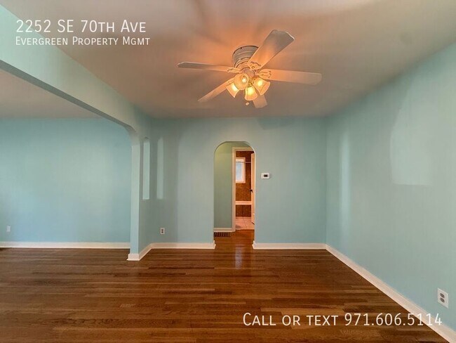 Building Photo - 2252 SE 70th Ave