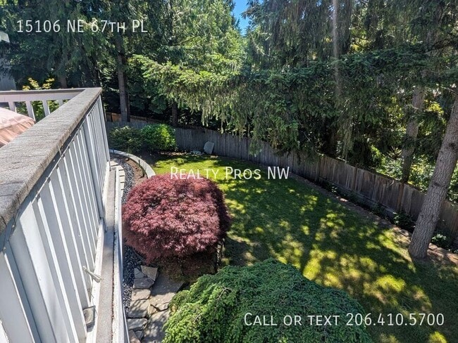 Building Photo - 15106 NE 67th Pl