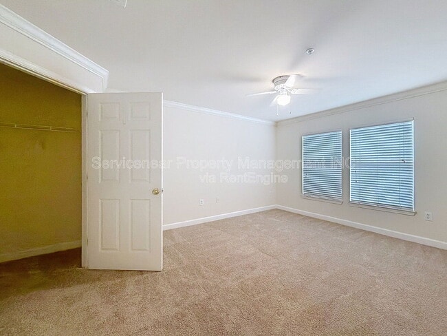 Building Photo - 18487 Bridle Club Dr