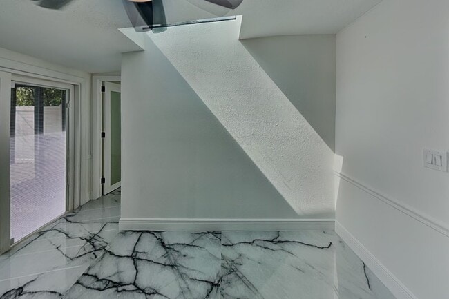 Building Photo - 8212 Citrus Chase Dr