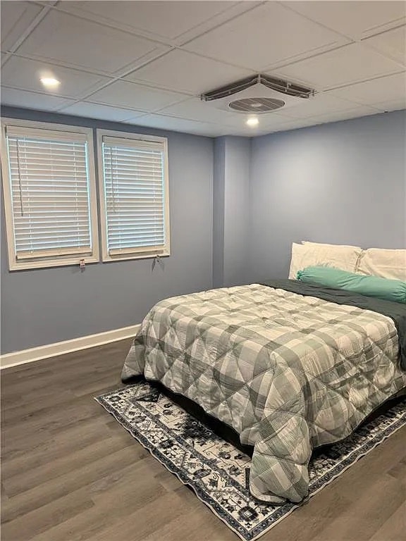 Building Photo - Room in House on Glenwhite Dr