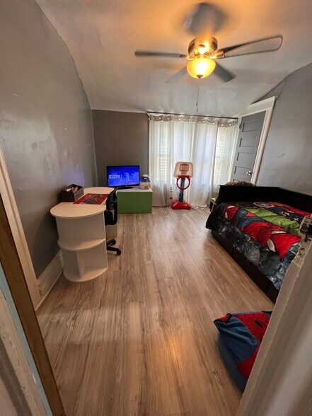 Building Photo - 172 N 12th St