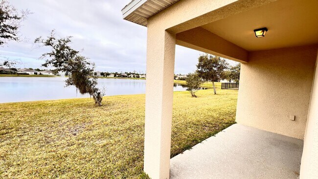 Building Photo - Modern 3-Bedroom Home with Resort-Style Amenities in New Smyrna Beach