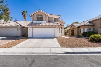 Building Photo - 1101 E Adelman Dr