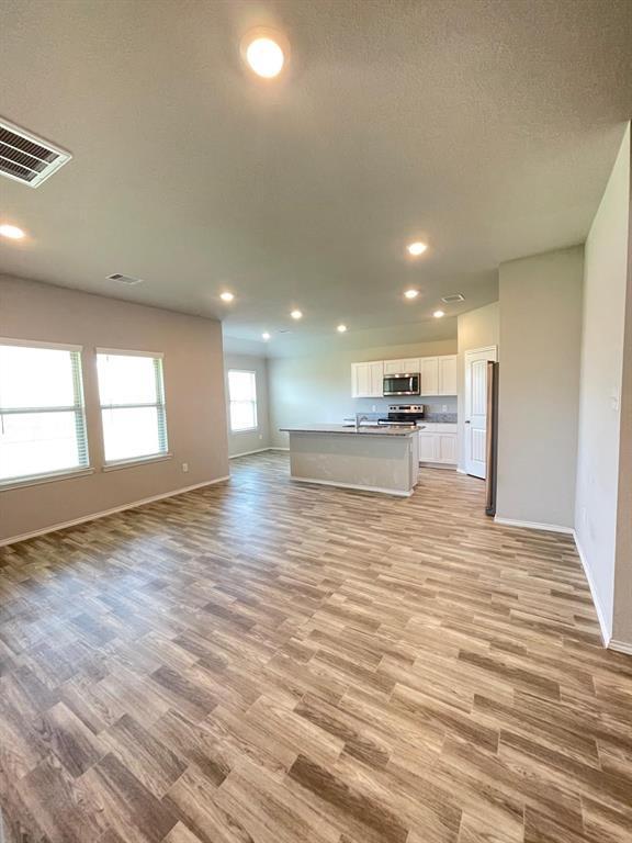 Building Photo - 221 Pecos Dr