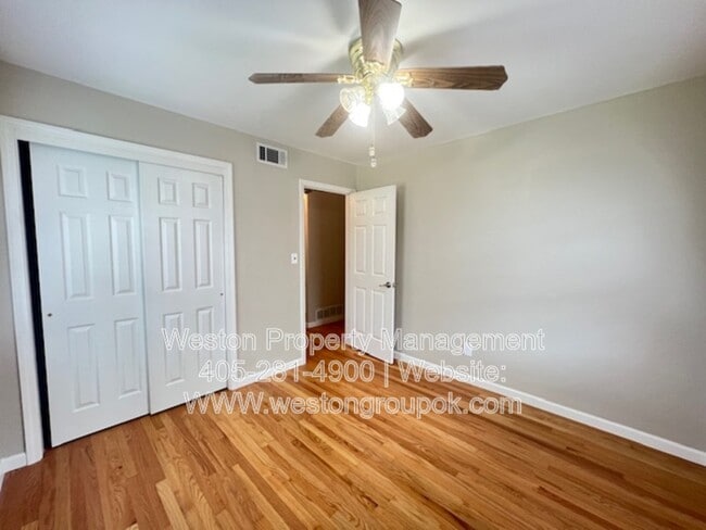 Building Photo - 3912 NW 56th St