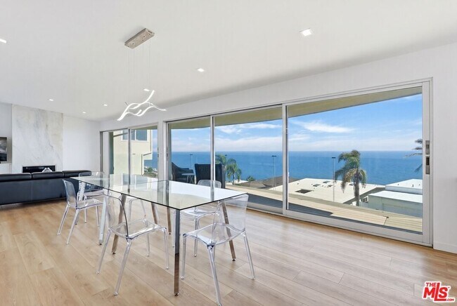 Building Photo - 18109 W Coastline Dr