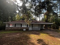 Building Photo - Summer Grove Neighborhood