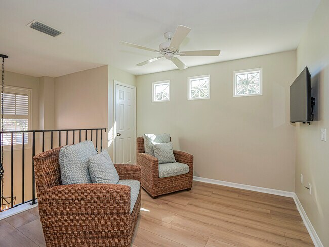 Building Photo - 4791 S Newport Island Dr