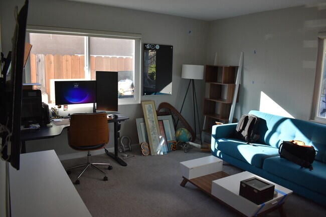 Building Photo - 6671 Jackson Dr