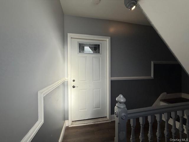 Primary Photo - 1 S Hamilton St