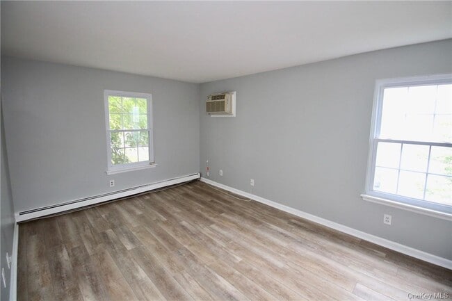 Building Photo - 25 Lexington Hills Rd
